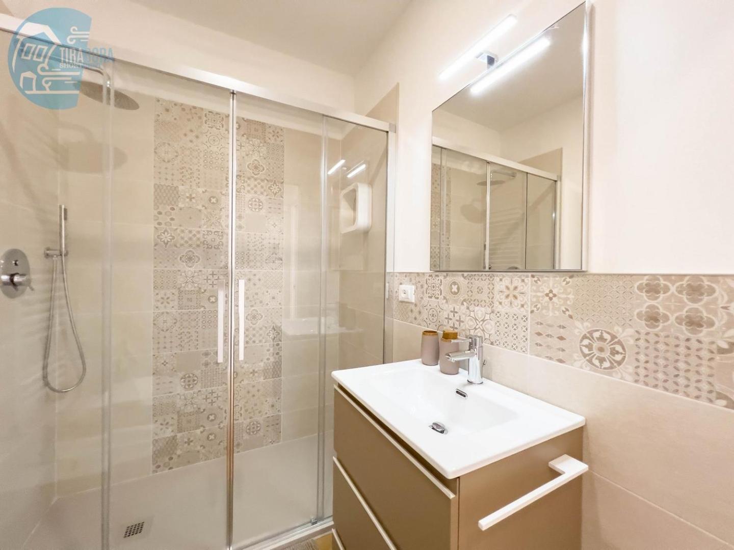 Cassa Di Risparmio 11 Tirabora Short Rent Triest Zewnętrze zdjęcie